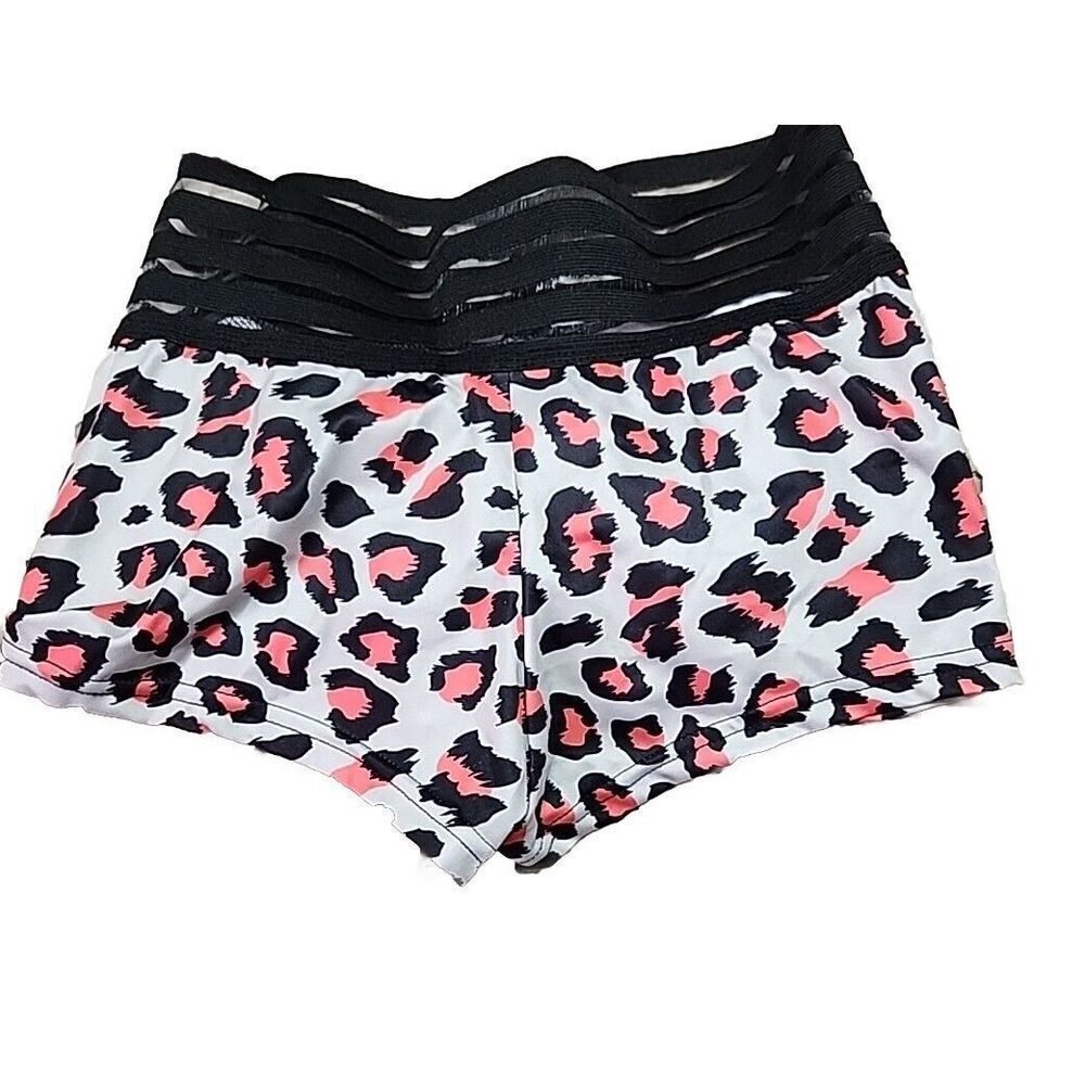 Sexy Leopard Print Medium High Waisted Yoga Shorts - Lift & Tone Your Curves! - Picture 2 of 5